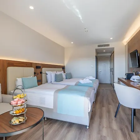 Moon Palace Otel 5*