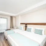 Otel Moon Palace