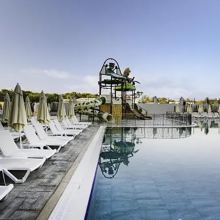 מלון Moon Palace 5*