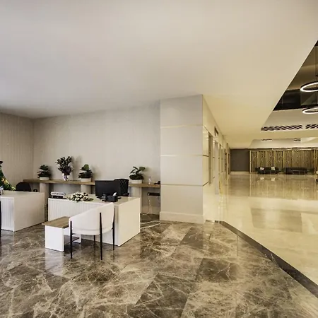 מלון Moon Palace סייד