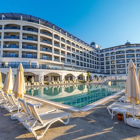 Moon Palace Отель