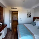 Hotel Moon Palace