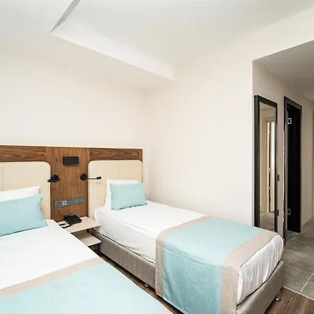 Moon Palace Otel 5*