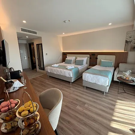Moon Palace سيدي